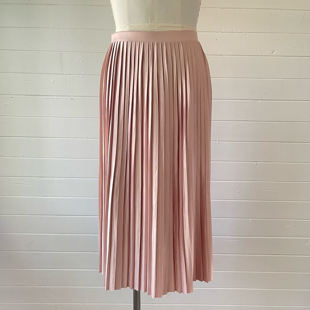 Gorgeous Ballet Pink Topshop Micro-Pleat skirt, Size 6